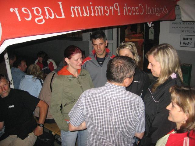 Záchranáři, Vltava 2007 > obr (111)